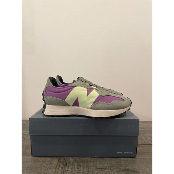 New Balance 327 Men Sz 10.5-12 Casual Retro Shoe Green White Sneaker Trainer NEW - Picture 12 of 13